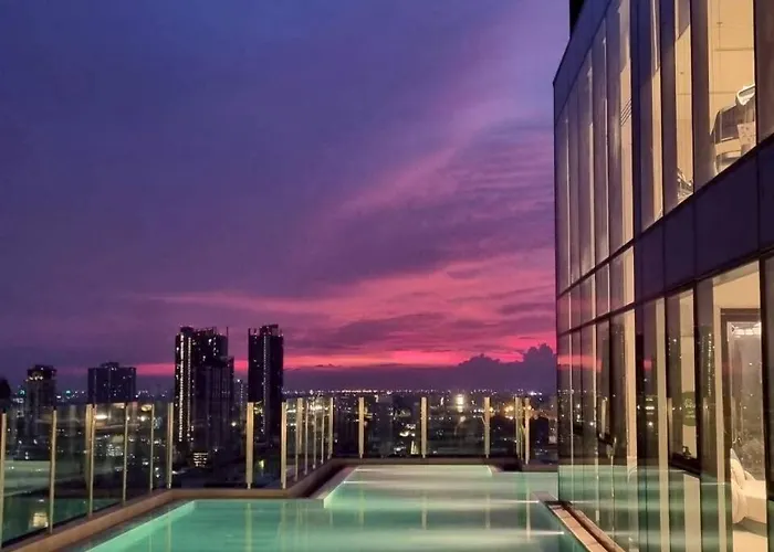 Апартаменты Comfy Near Mrt Taopoon *